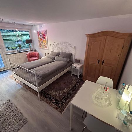 Doppelzimmer In Stuttgart-Birkach - Naehe Musicals Im Si-Zentrum, Messe, Flughafen, Uni Hohenheim מראה חיצוני תמונה