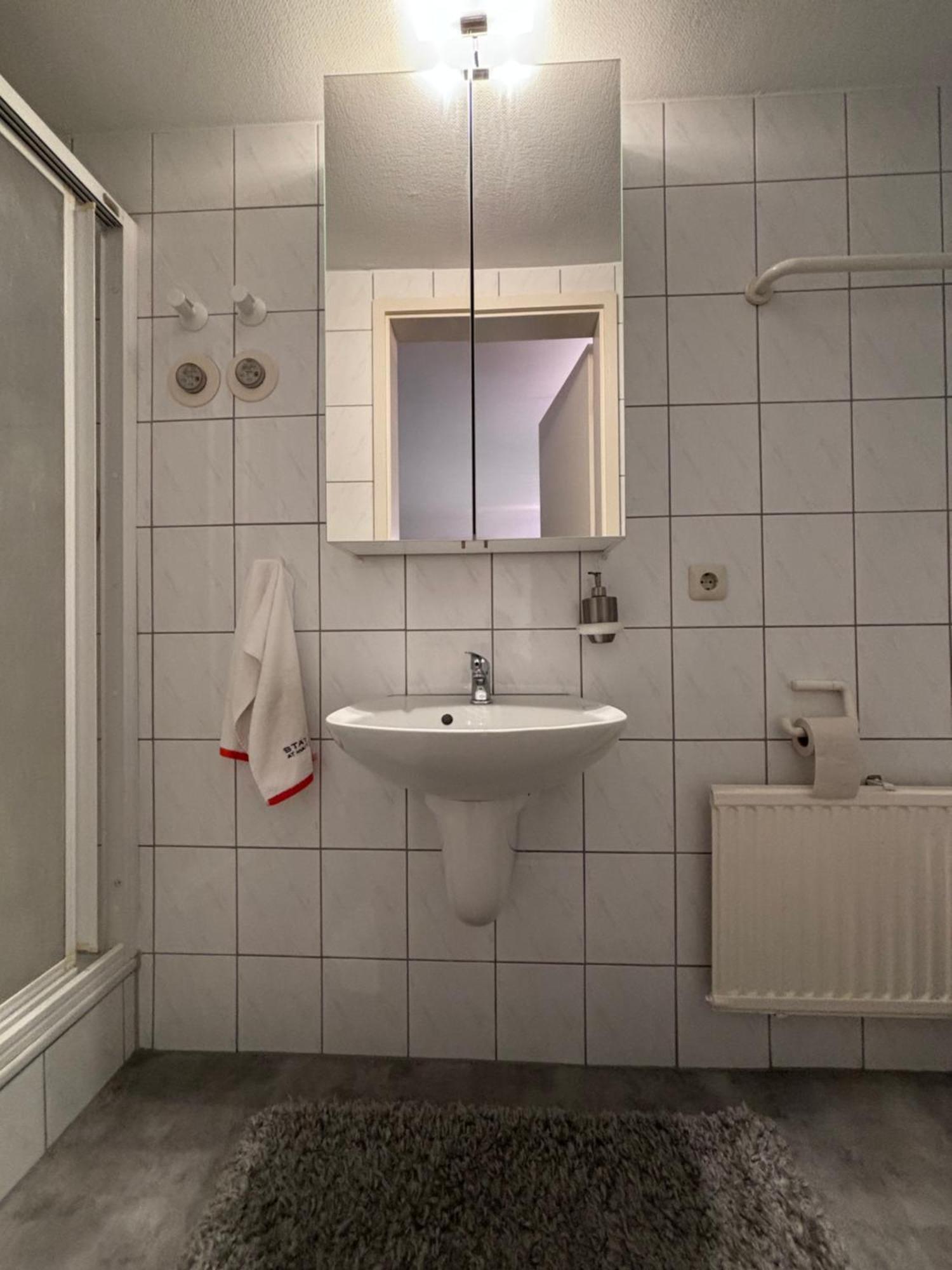Doppelzimmer In Stuttgart-Birkach - Naehe Musicals Im Si-Zentrum, Messe, Flughafen, Uni Hohenheim מראה חיצוני תמונה