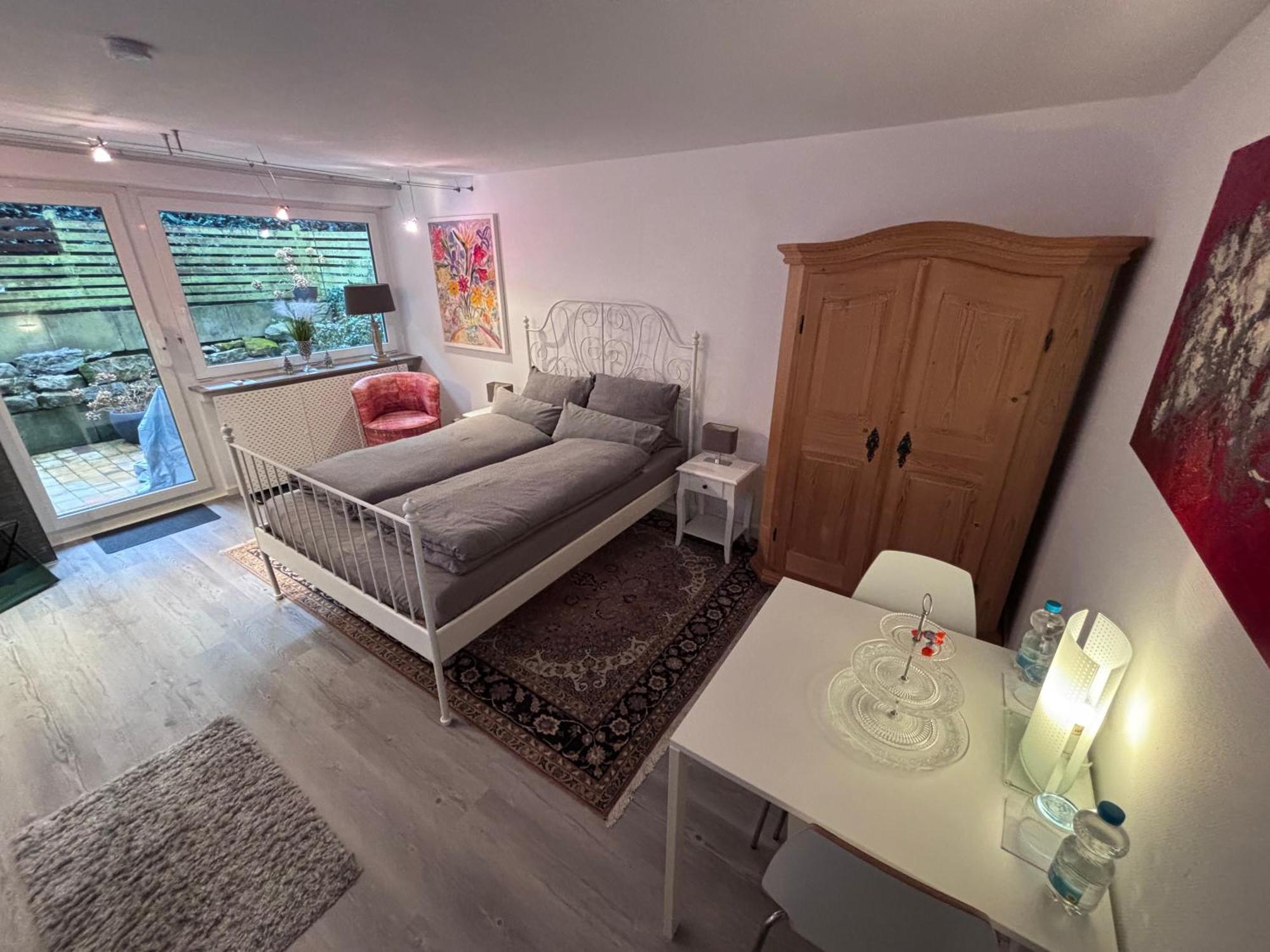 Doppelzimmer In Stuttgart-Birkach - Naehe Musicals Im Si-Zentrum, Messe, Flughafen, Uni Hohenheim מראה חיצוני תמונה